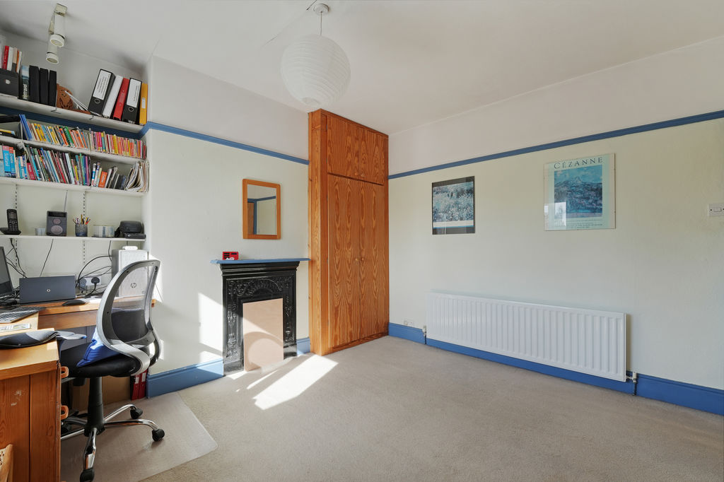 Cairns Road Crosspool